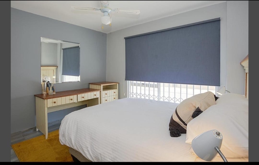 To Let 2 Bedroom Property for Rent in Beachfront Western Cape